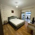 The Penthouse דירה