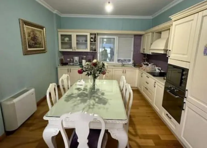 The Penthouse Daire Saranda